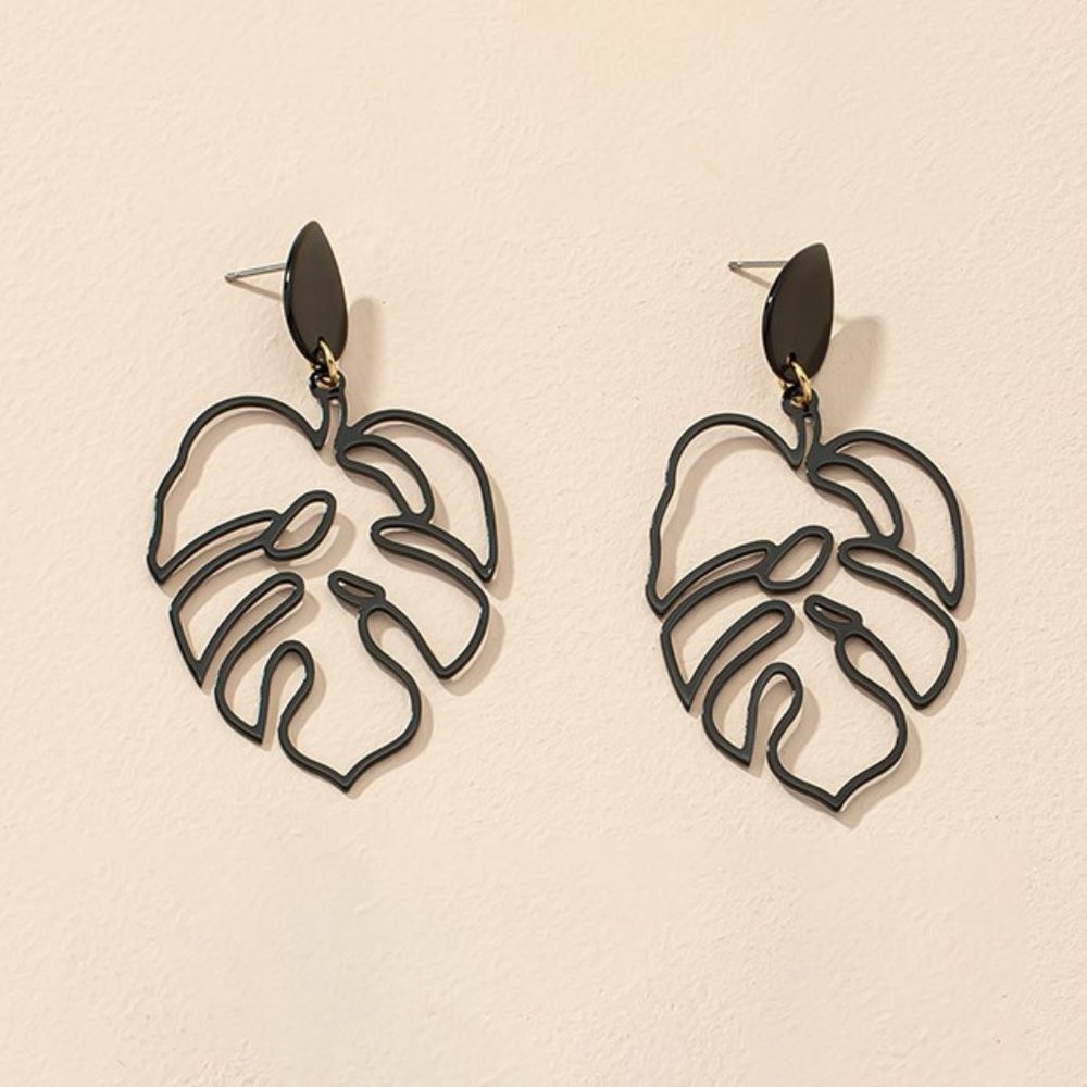 Bohemian Black Monstera Leaf Tropical Palm Frond Tree Leaf Dangle Earrings NEW